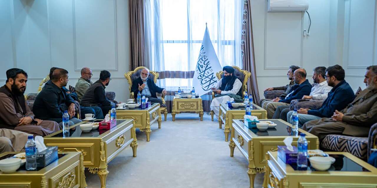 Özgür-Der ve Bilgi Erdem Vakfı heyeti, Afganistan İçişleri Bakanı Hakkani ile görüştü