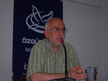 Özgür-Der İzmir’de Son Seminer Yapıldı