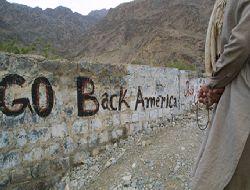 Pakistanlı Komutanlara Amerikan Hakareti!