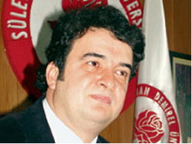 Gül’den Yasakçı Rektör Ataması