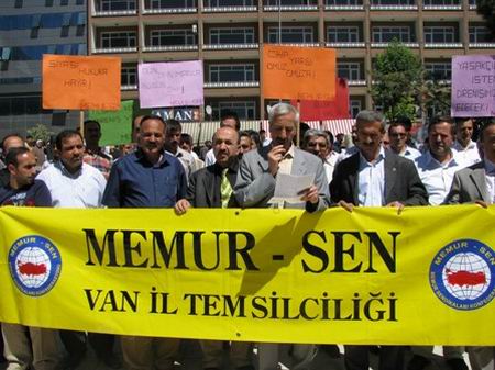 Van Memur-Sen'den Protesto