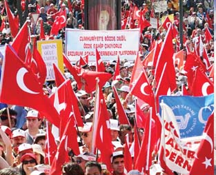 Gümrükçüden ‘Cumhuriyet Mitingleri’ İtirafı