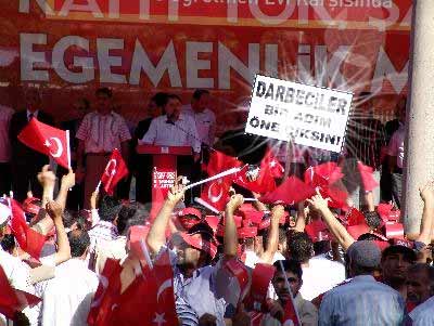 Malatya'da Binlerce Kişi "Darbelere Dur" Dedi