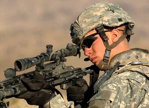 ABD, Bağdat'taki Elçiliğini 100 Askerle Boşaltıyor