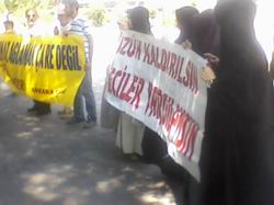 Ankara'da 128. başörtüsü eylemi