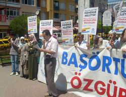 Kocaeli'de 170. başörtüsü eylemi