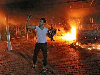 Bingazideki ABD Protestosunda ABD Büyükelçisi Öldürüldü