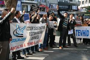 MEB Yönetmeliği Antalya’da Protesto Edildi