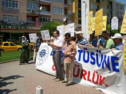 Kocaeli'de 172. başörtüsü eylemi