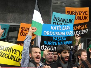 Marmara Üniversitesi'nde Suriye Eylemi