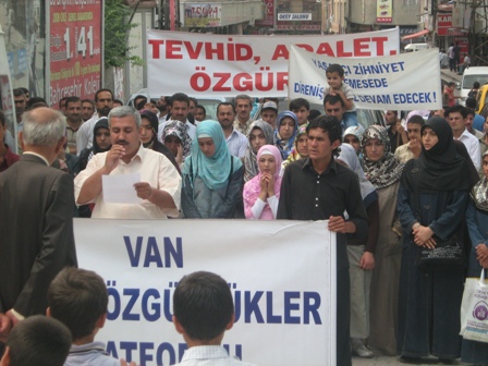 Van’da 101. Başörtüsüne Özgürlük Eylemi