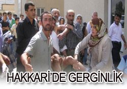 Hakkari' de 2'si polis 6 kişi yaralandı