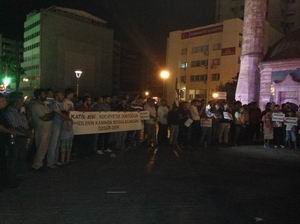 İzmirden Mısırdaki Katliama Protesto