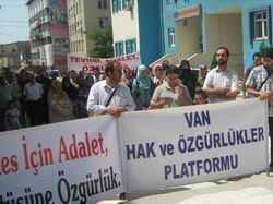 Van'da 102. Başörtüsüne Özgürlük Eylemi