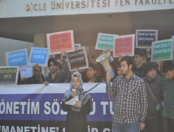 Dicle Üniversitesindeki Tacizler Protesto Edildi