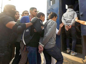 Mısır'da 25'i Genç Kız, 37 Öğrenci Gözaltında