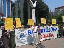 Kocaeli'de 176. başörtüsü eylemi