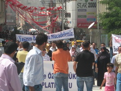 Van'da 104. başörtüsü eylemi