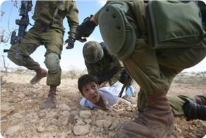Filistinli 45 Çocuk ve Genç Gözaltına Alındı