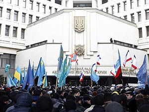 Kırım'a Yanukoviç Yanlısı Başbakan