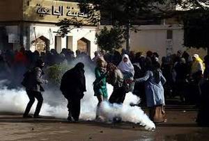Mısır'da Öğrenci Gösterileri Yayılıyor