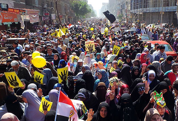 Mısır'da Darbe Karşıtı Gösterilerde 4 Kişi Öldü