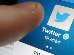 İngiltere'de Twitter Mesajına Hapis Cezası
