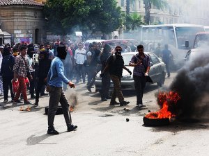 Mısır'da Darbe Karşıtı Öğrencilerden Gösteri