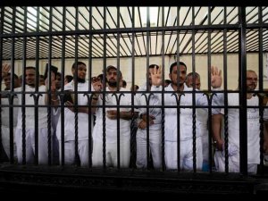 Mısır'da Darbe Karşıtlarına Hapis Cezası