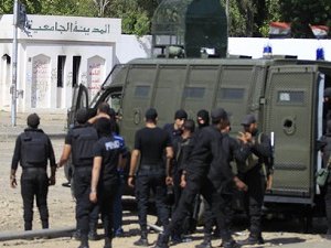 Mısır’da Polislere Silahlı Saldırı