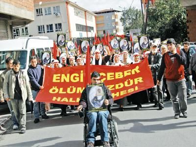 Paşalara eyvallah, Çeber'e vur ha Allah