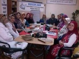 Akhisar Özgür-Der'li Hanımlar Ramazan Boyunca Kur'an Okudu
