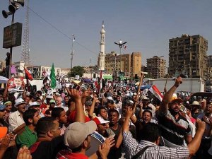 Mısır'da Darbe Karşıtı Gösterilerde 1 Şehit, 35 Gözaltı