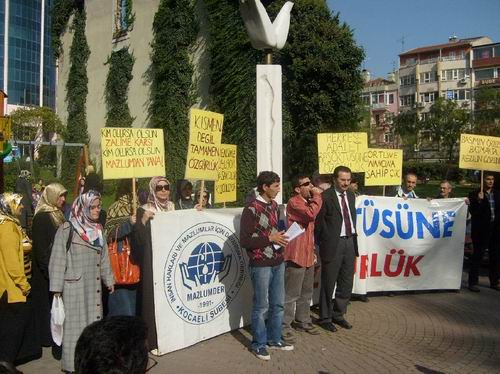 Kocaeli'de 185. Başörtüsü Eylemi