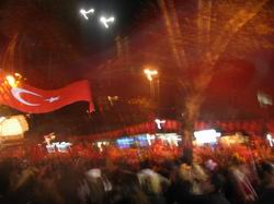 'Çırpınırdı Karadeniz' ve 'Memleketim' kimindi?