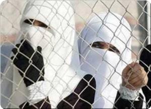 Siyonist İsrail Zindanlarında 18 Kadın Esir Var