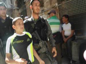 Kudüs ve Batı Şeria'da 22 Filistinli Gözaltına Alındı