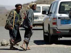Yemen'de Husilere Saldırı: 7 Ölü