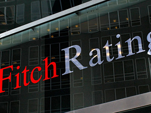 Fitch, Mısır Darbe Yönetiminin Notunu Artırdı