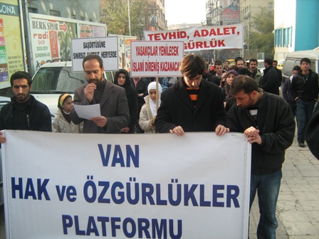 Van’da 118. Başörtüsü Eylemi