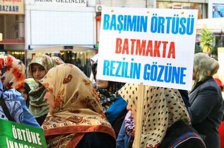 Antalya’da 15. Başörtüsü Eylemi