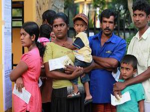Sri Lanka'da Halk Sandık Başında