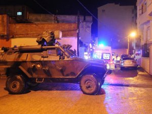 Cizre'de Bir Eve El Bombası Atıldı