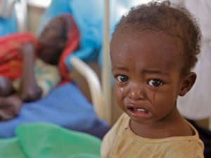 Somali'de 6 Çocuk Açlıktan Can Verdi