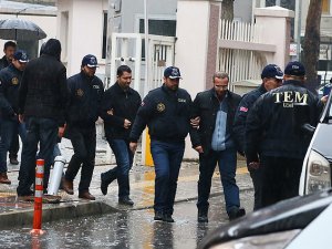 İzmir Merkezli Operasyonda 2 Tutuklama