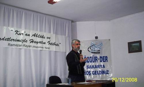 Özgür-Der Sakarya Konferansları Başladı