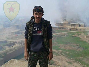 YPG Arap Köylerini Ateşe Verdi (VİDEO)