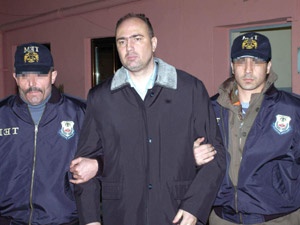 İnkar savunması yaptı savcılara hakaret etti