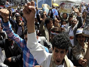 Yemen'de İran ve Husiler Protesto Edildi