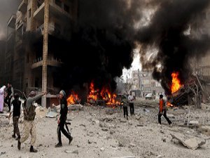 Esed Güçleri İdlib'e Havadan Ölüm Yağdırıyor